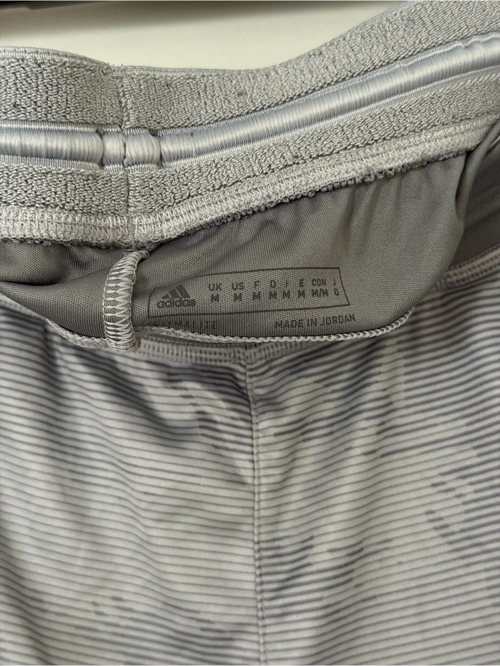 Adidas Men's Climalite 3-Stripe Basketball Athletic Shorts Gray Graphic Size M